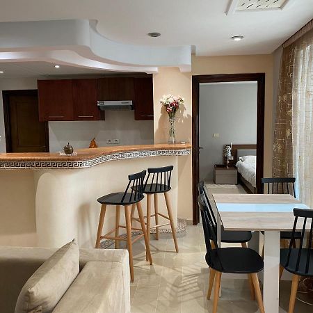 תוניס Lac Palace Luxury Apartment-2 Bdr מראה חיצוני תמונה